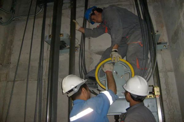 duy trình lắp đặt thang máy tại Hải Phòng